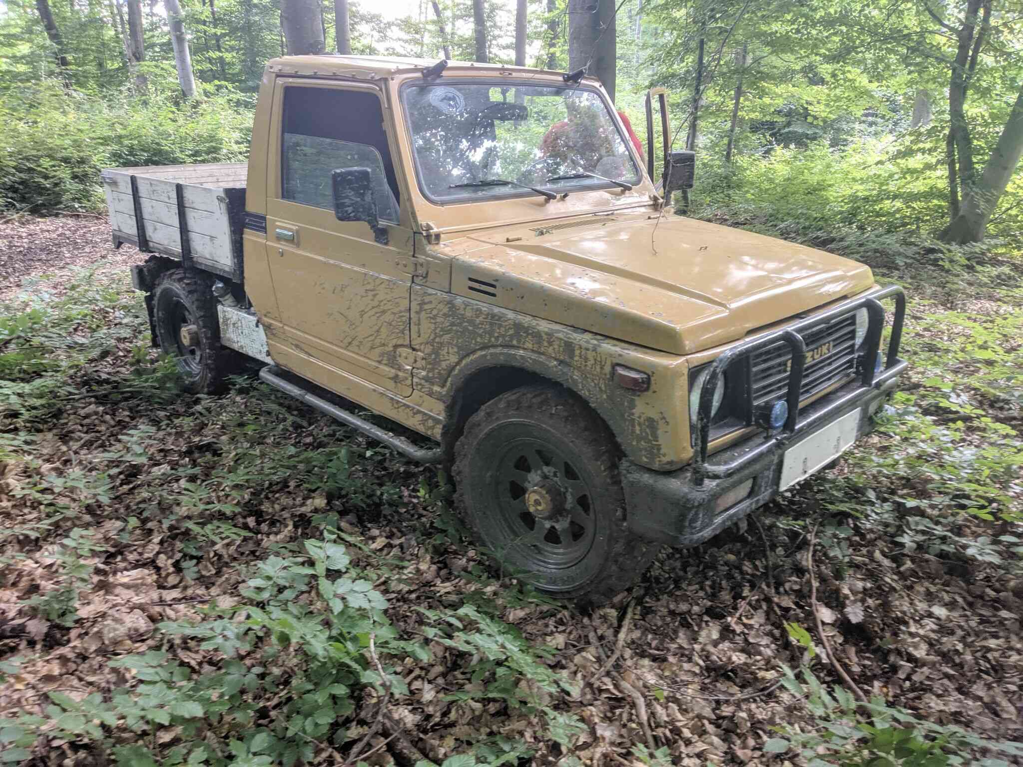 Suzuki SJ413K